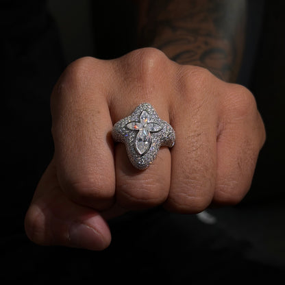 Anillo Flower White