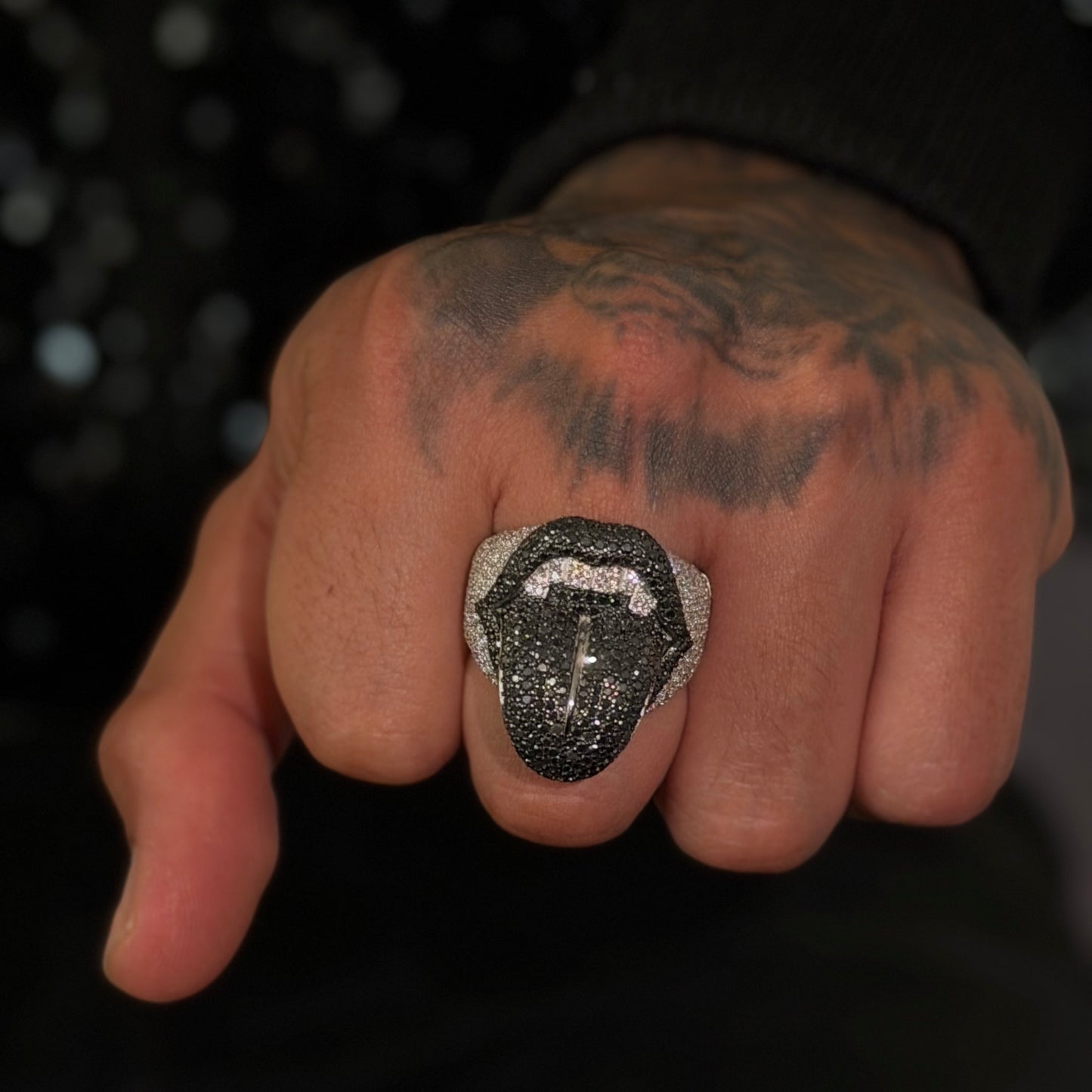Anillo Rolling Black VVS