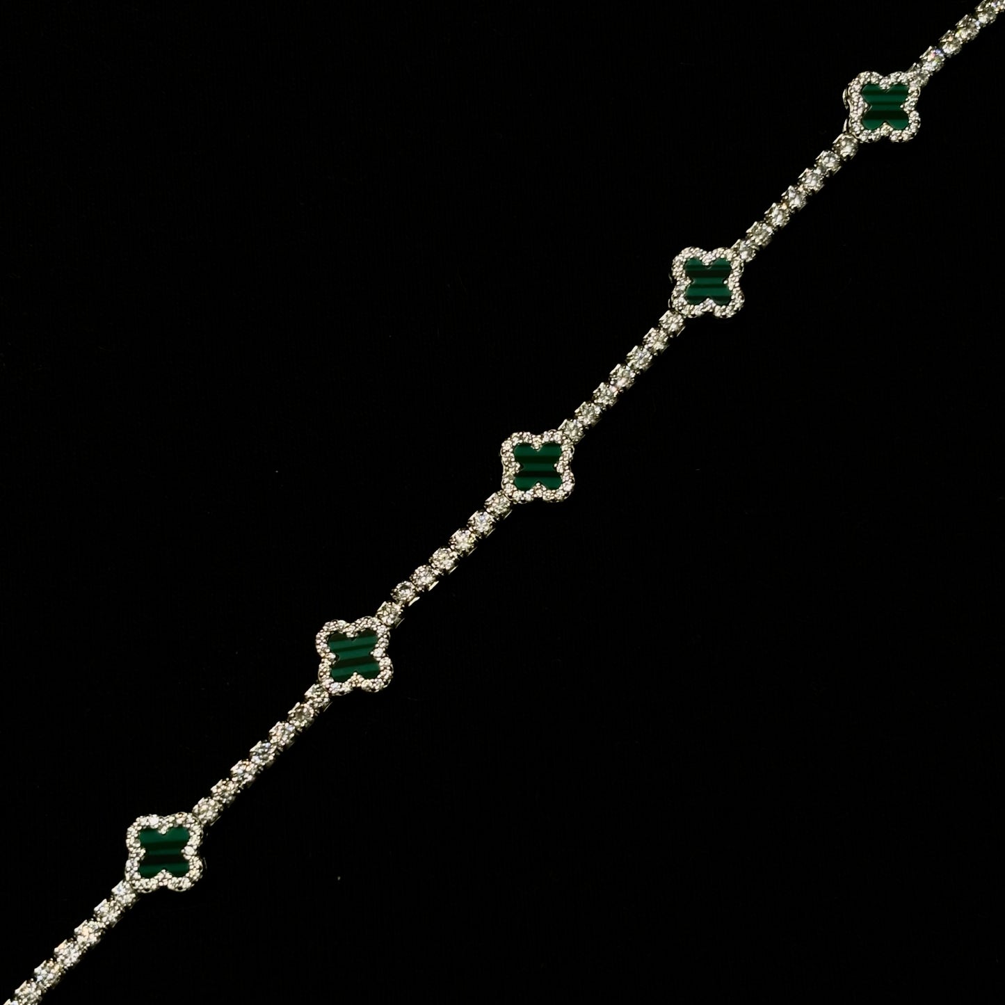 Pulso VC Tennis Green