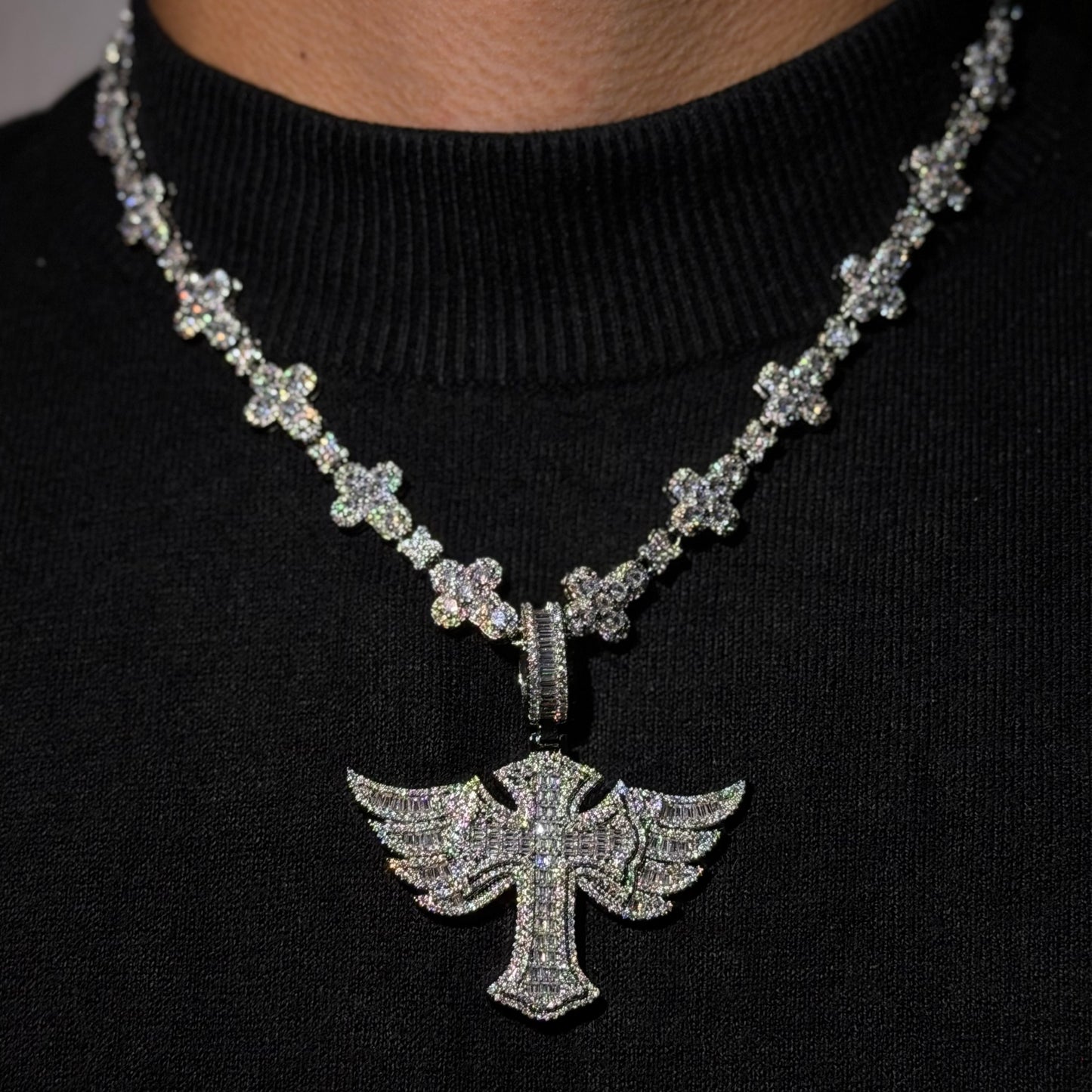 Cadena Full cross with wings