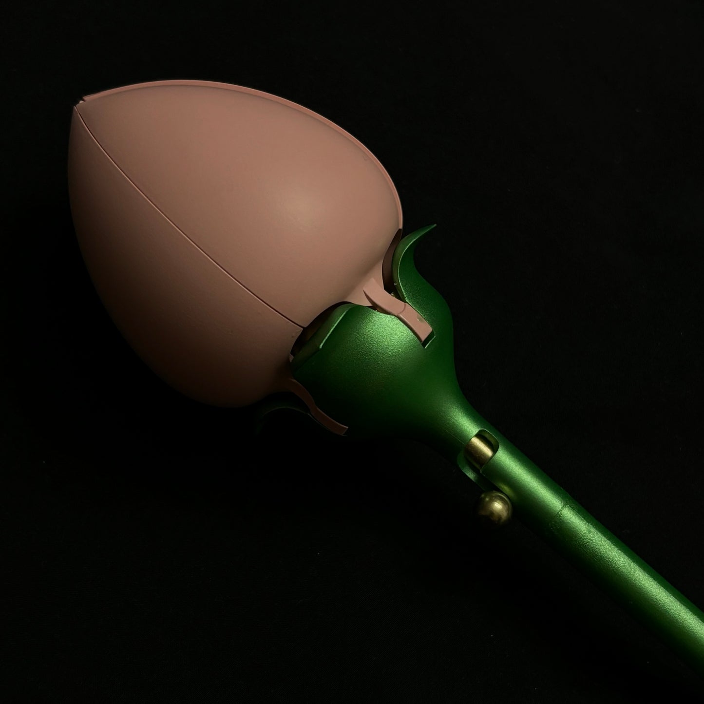 Anillo con pétalo de rosa sorpresa